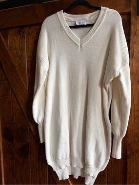 Relaxed V-Neck maternity Sweater Dress in Cream